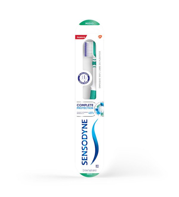 Sensodyne cepillo dental complete-care medium