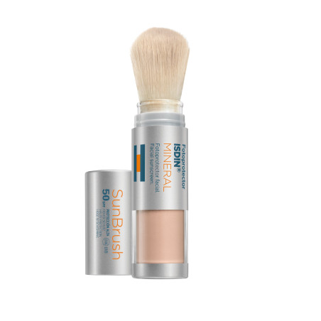 Isdin fotoprotector mineral facial factor 50 en brocha, protección contra la luz azul, efecto antipolución.