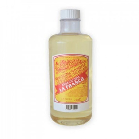 La franco colonia inglesa,  ideal para refrescar la piel luego de un baño en envase de plástico  x 900 ml.